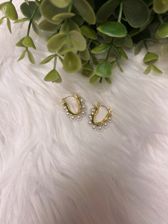 Pearl Gold Hoops