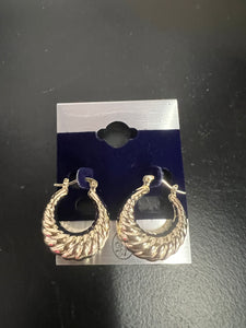 Shrimp Hoop Earring-Silver Gold