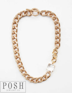Amee Gold Curb Chain Necklace