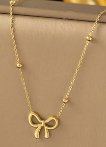 Dainty Bow Necklace