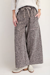 Chelsea Loungin' Leopard Pants Curvy