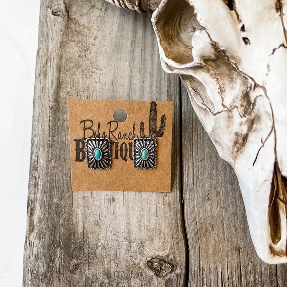 Western Mini Conch Stud Earrings