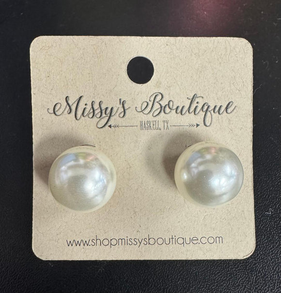 Pearl Studs Earrings