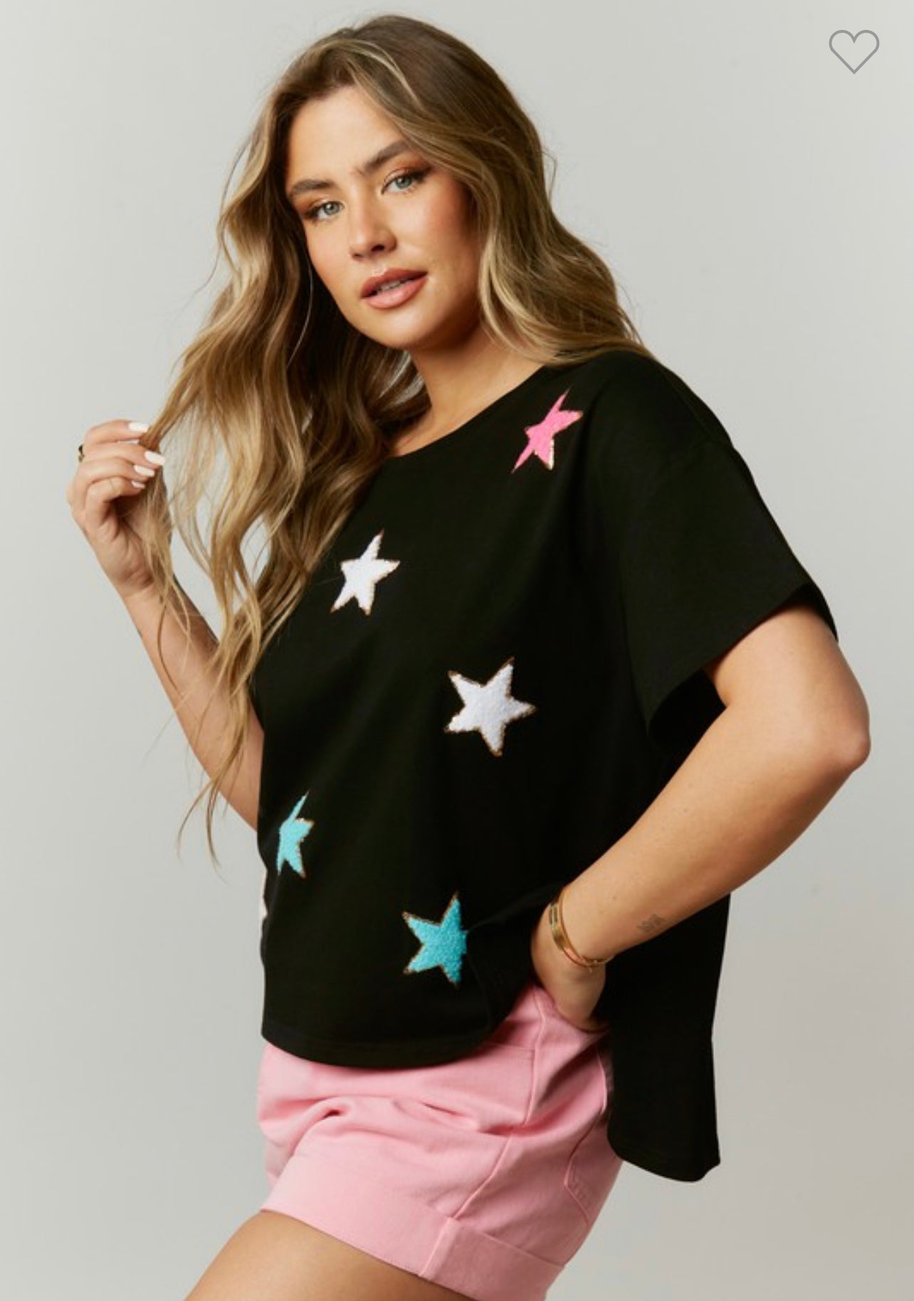 Hanna Star Patch Tee – Missy's Boutique