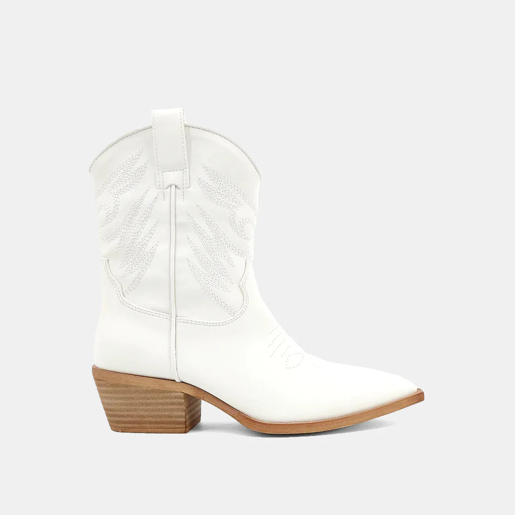 Shu Shop Zahara White Booties – Missy's Boutique